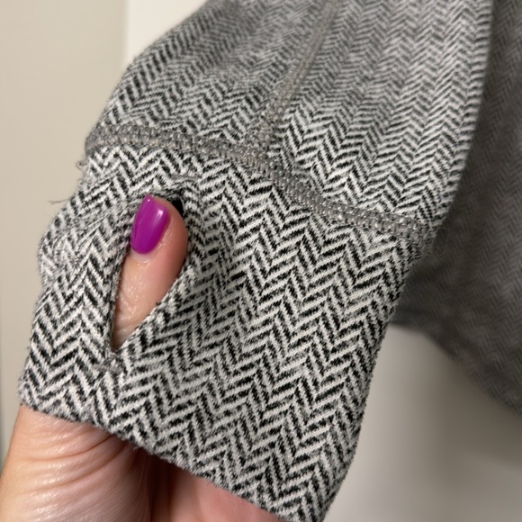 Herringbone old navy athletic zip up jacket - Picture 4 of 5